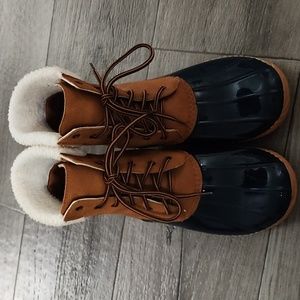Women's Duck Boots Size 7